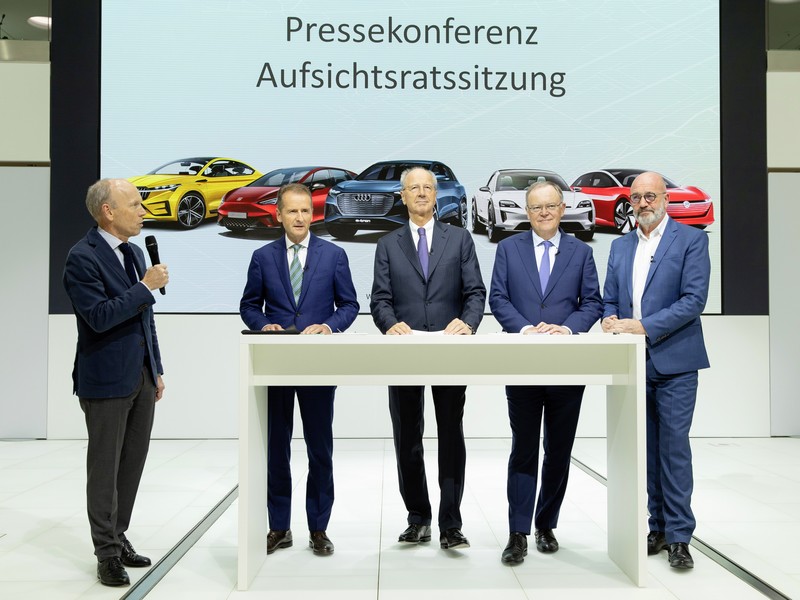 Volkswagen investuje do elektromobility 60 miliard eur